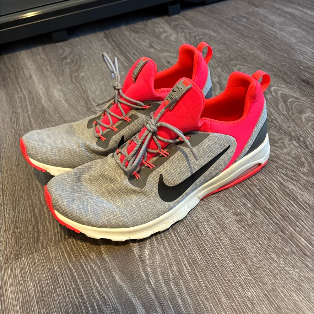 Men’s Nike Air Red/Grey Sneakers